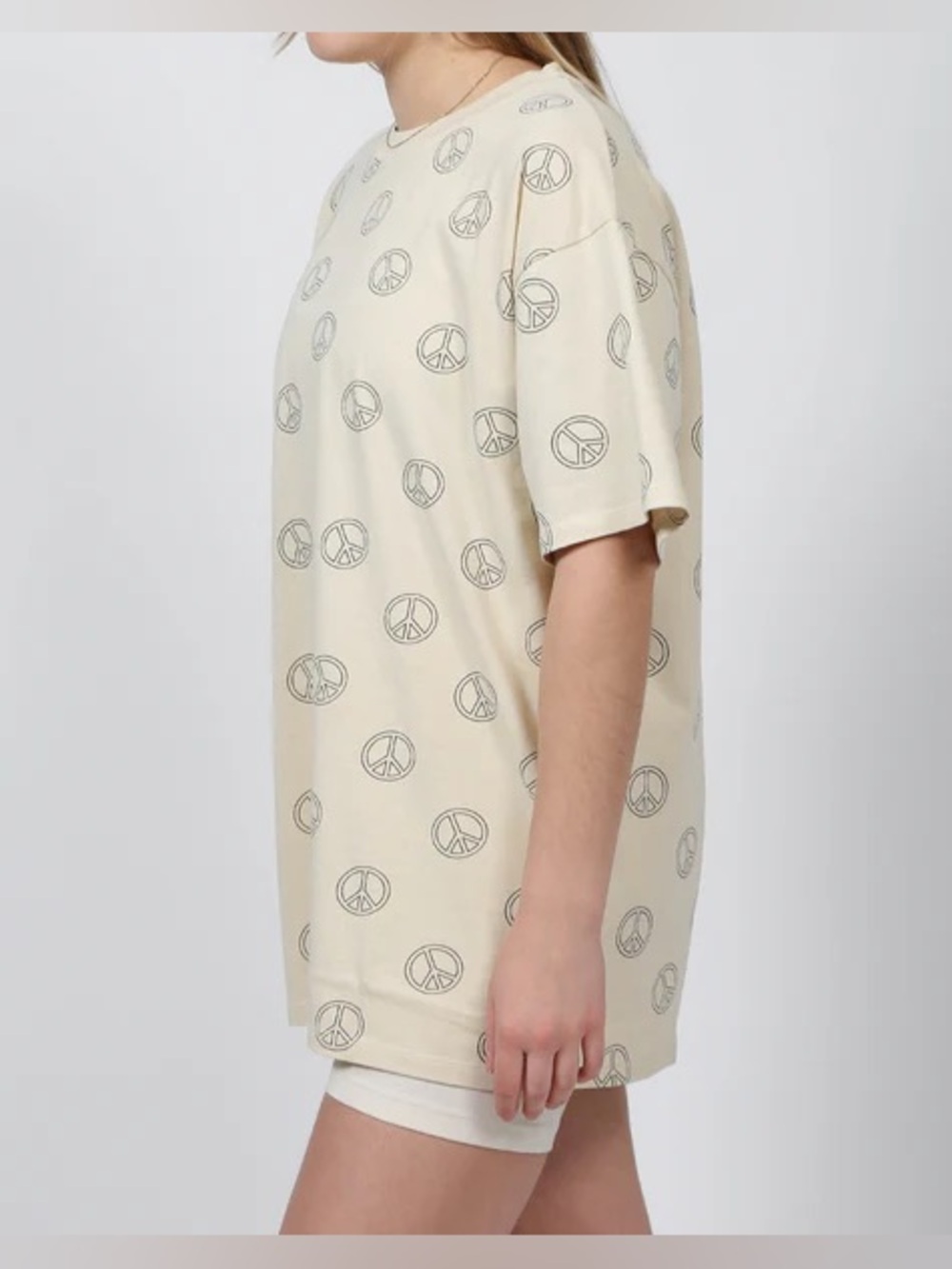 2/$25 Brunette The Label THE "PEACE SIGN" OVERSIZED BOXY CREW NECK TEE